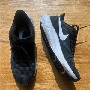 Nike Black Athletic Shoes Air Zoom Pegasus 39